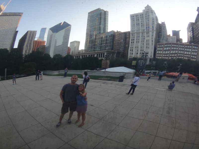 Selbstportrait mit Skyline in der Cloud Gate